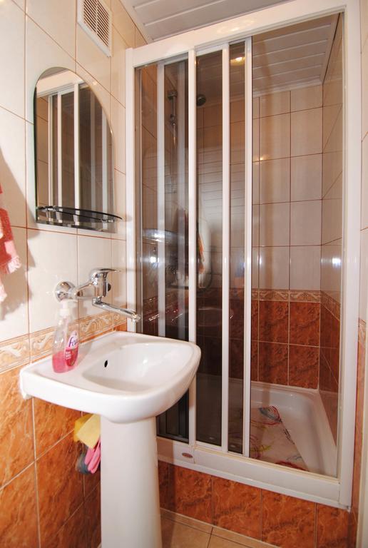 Guesthouse "Nakvyne Pas Zveja" Purvynes Street Нида Экстерьер фото