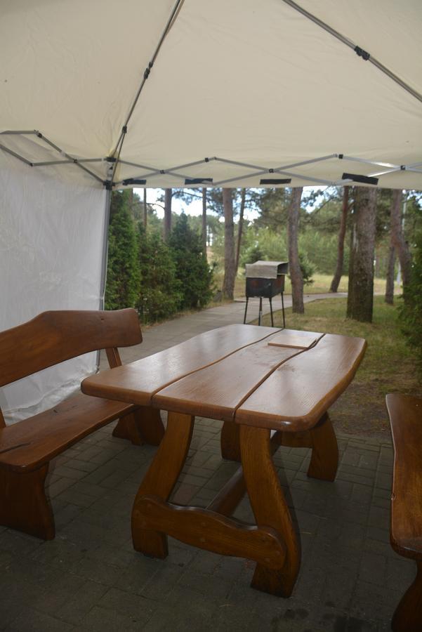 Guesthouse "Nakvyne Pas Zveja" Purvynes Street Нида Экстерьер фото